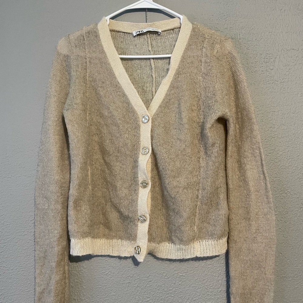Zara drop shoulder knit cardigan perfect for spring, summer or fall
